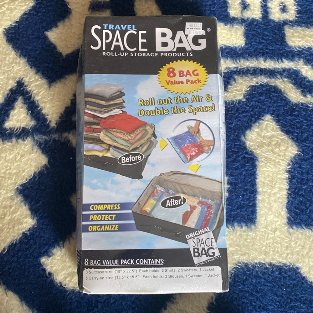 NWT Space Saver Bags - Set of 8